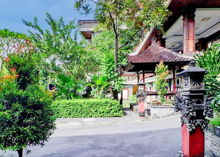 Collection O Bali Near Terminal Ubung Formerly Batukaru Garden ホテル